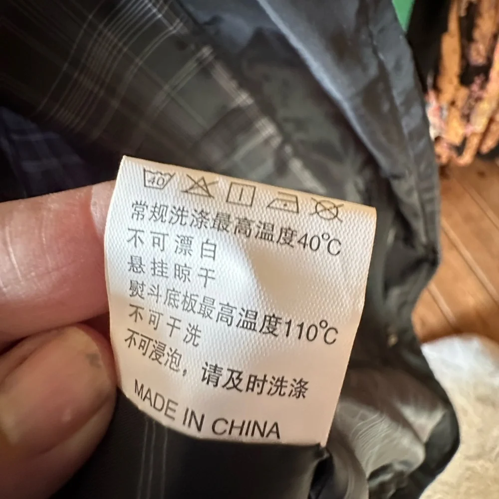 The North Face Men's Black Jacket, Plaid Lining, Lightweight
